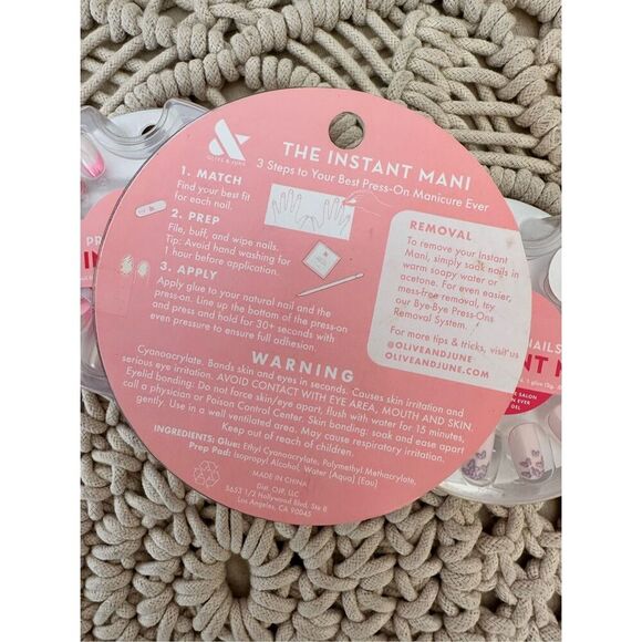Olive & June The Instant Mani 3 Pack of Press on Nails New Short Length - Picture 2 of 3